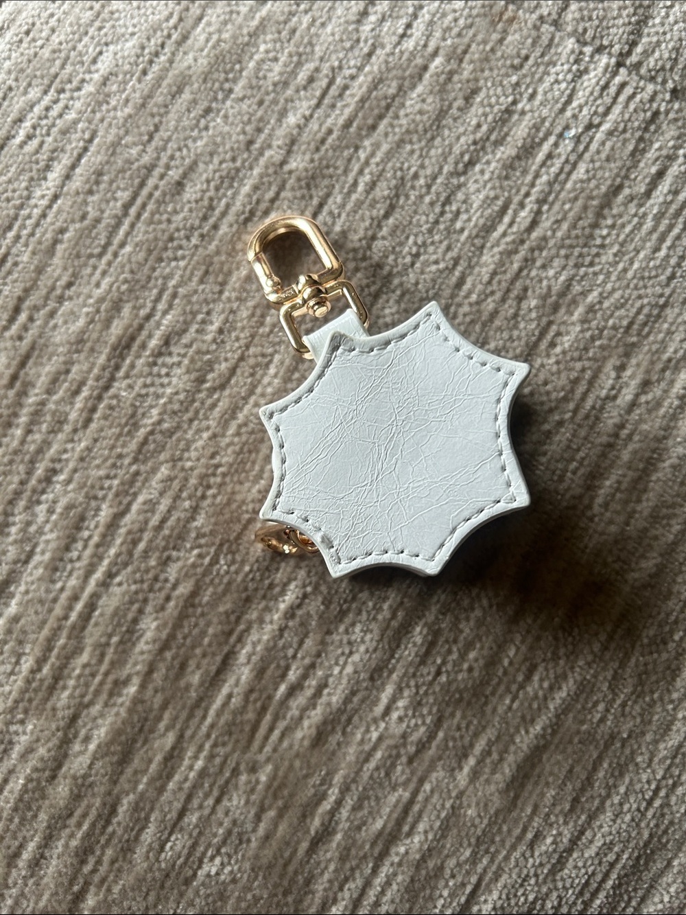 NEW Spider Bag Charm Coin Keychain - Picture 3 of 6